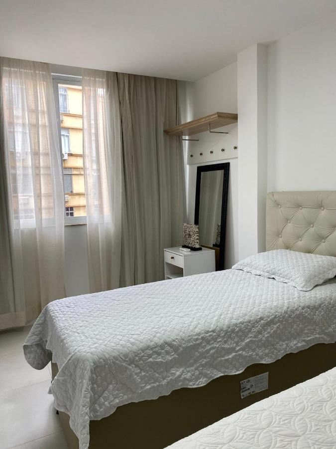 Apartamento Copacabana - Quadra Da Praia Rio de Janeiro Buitenkant foto