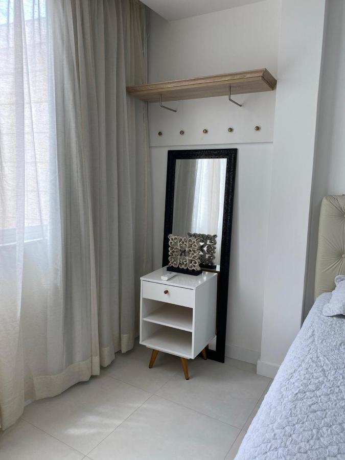 Apartamento Copacabana - Quadra Da Praia Rio de Janeiro Buitenkant foto